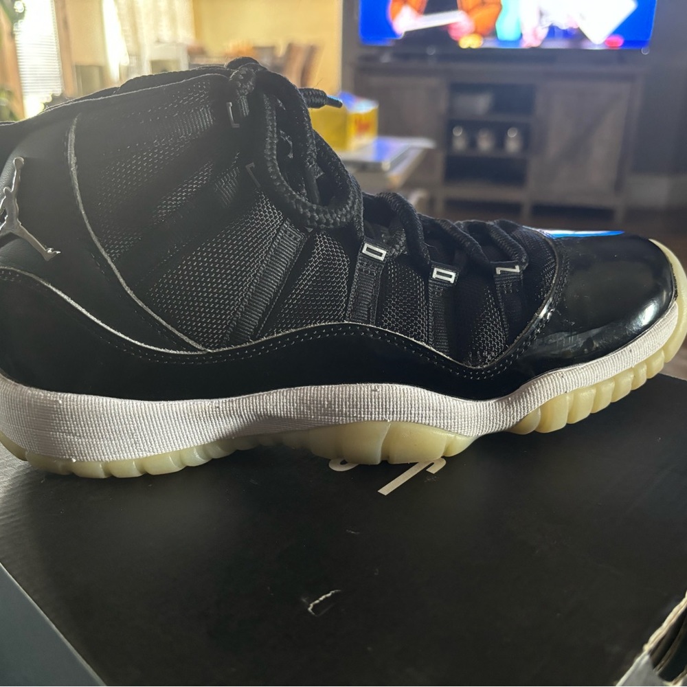 Air Jordan Retro 11s (GS)